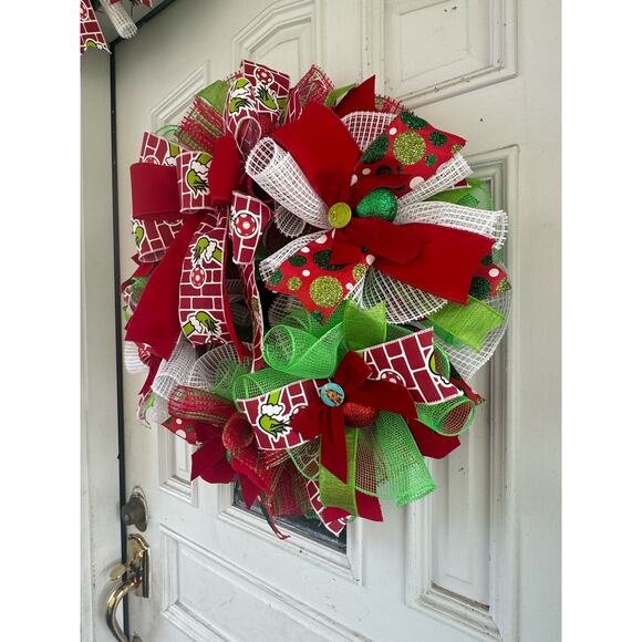 Grinch Wreath & Christmas Garland Holiday Home Decor, Front Door Hanger Gift xxx - Picture 7 of 10